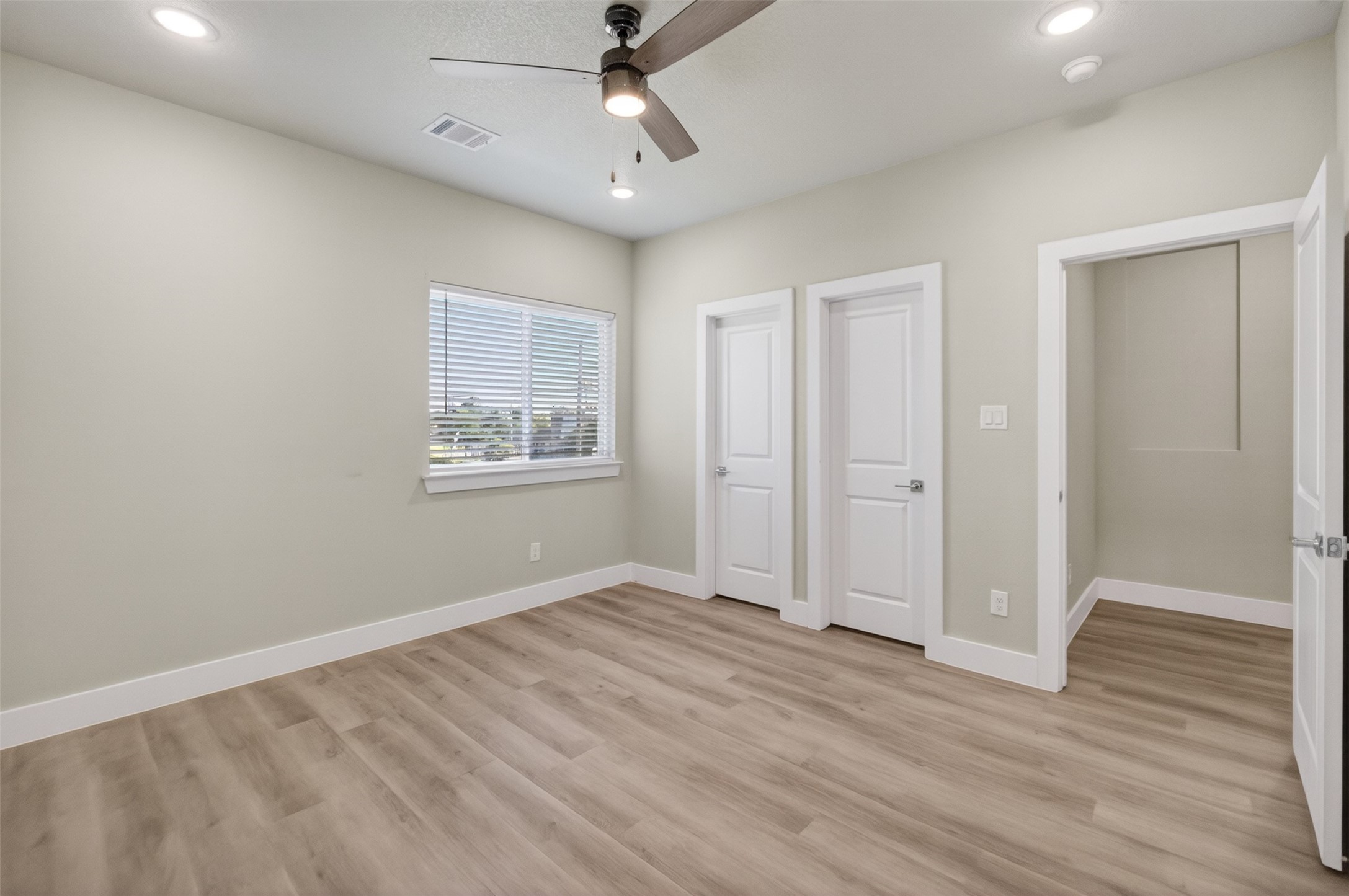 2945 Gordon Avenue Fort Worth TX 76110