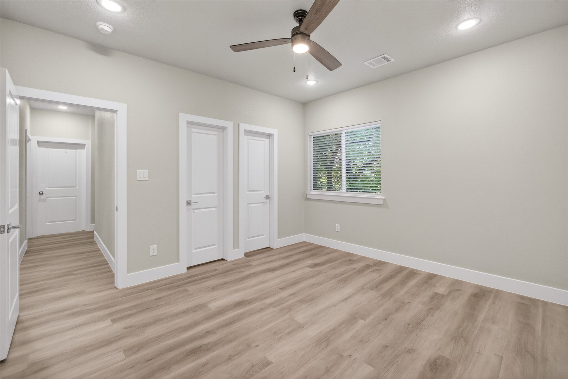 2945 Gordon Avenue Fort Worth TX 76110