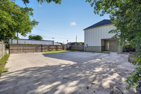 2945 Gordon Avenue Fort Worth TX 76110