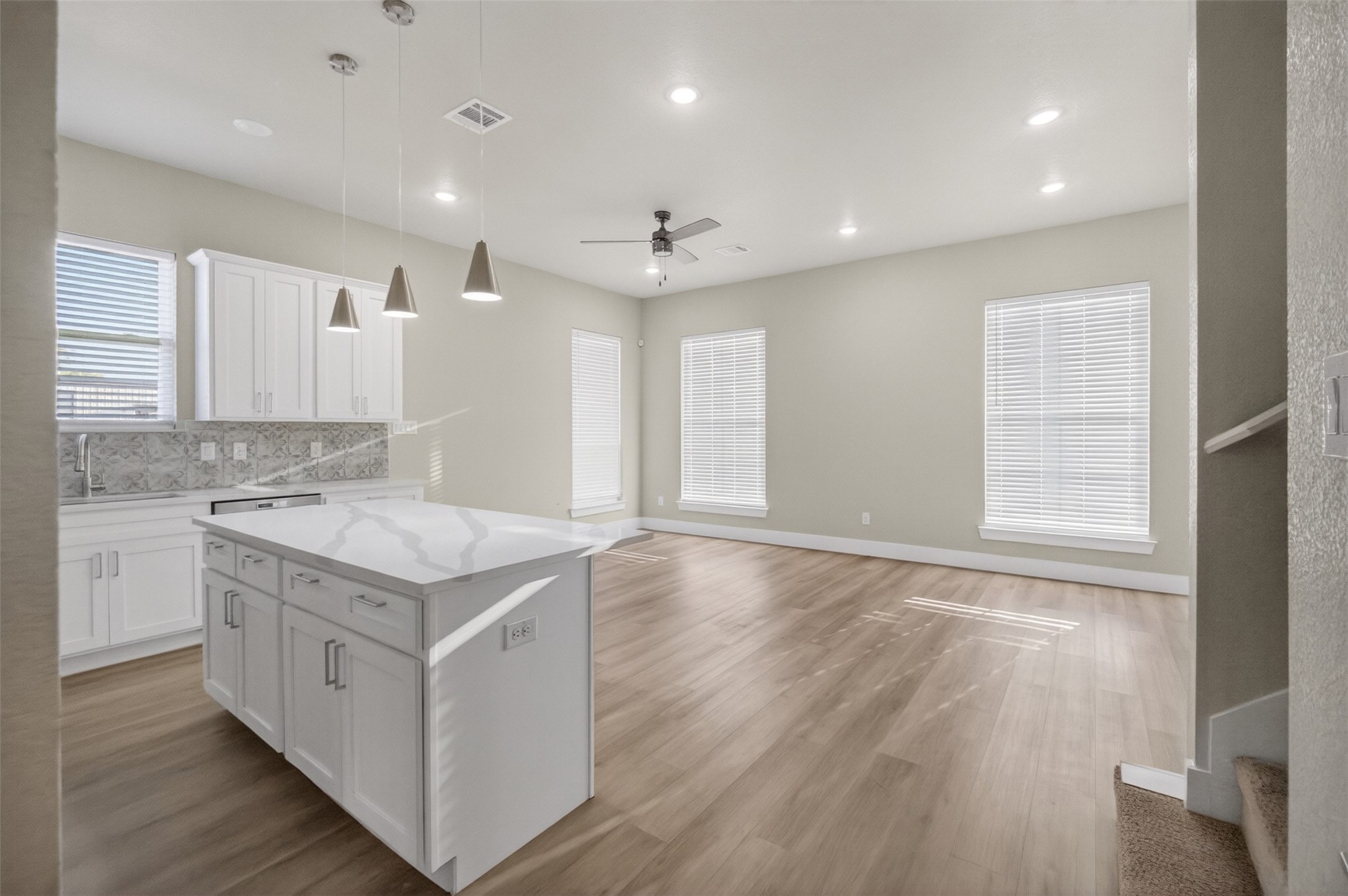 2945 Gordon Avenue Fort Worth TX 76110