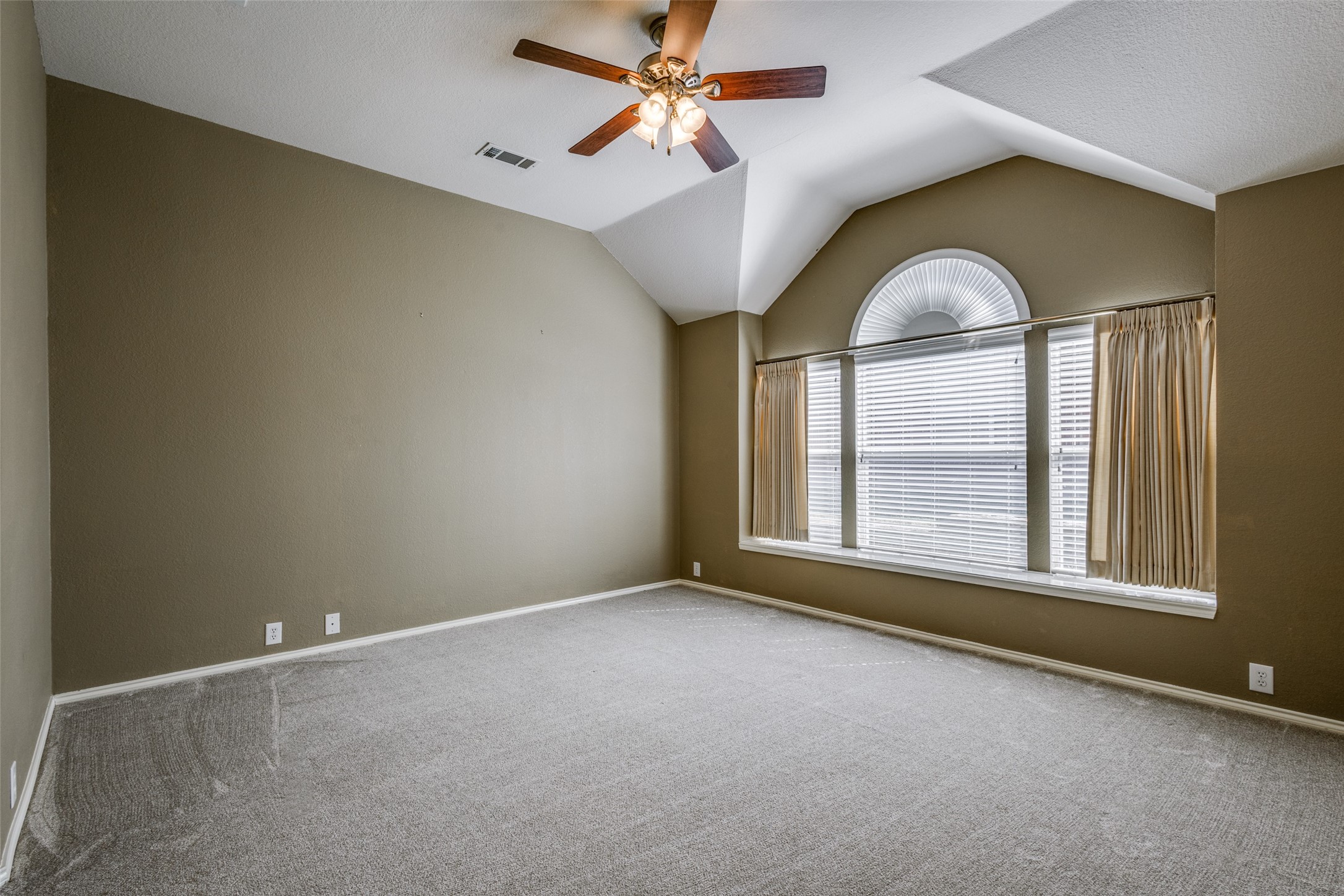 8321 Olympia Drive Mckinney TX 75072
