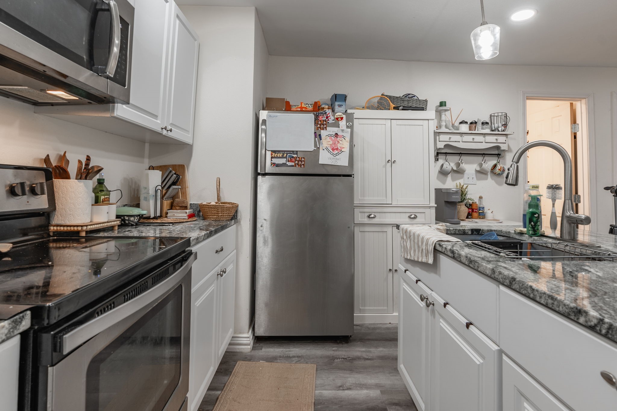 1100 Hillburn Drive Dallas TX 75217
