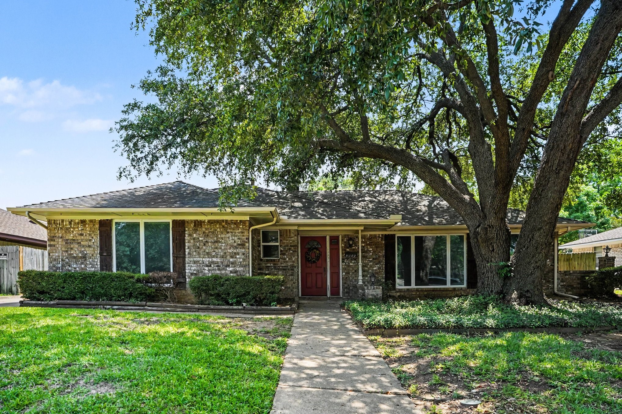 2505 Douglas Avenue Irving TX 75062