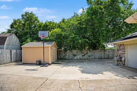 2505 Douglas Avenue Irving TX 75062