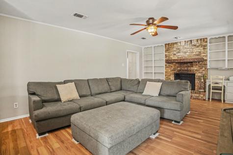 2505 Douglas Avenue Irving TX 75062