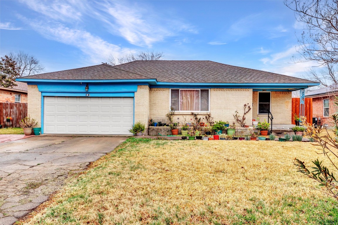 7125 Clearpoint Drive Dallas TX 75217