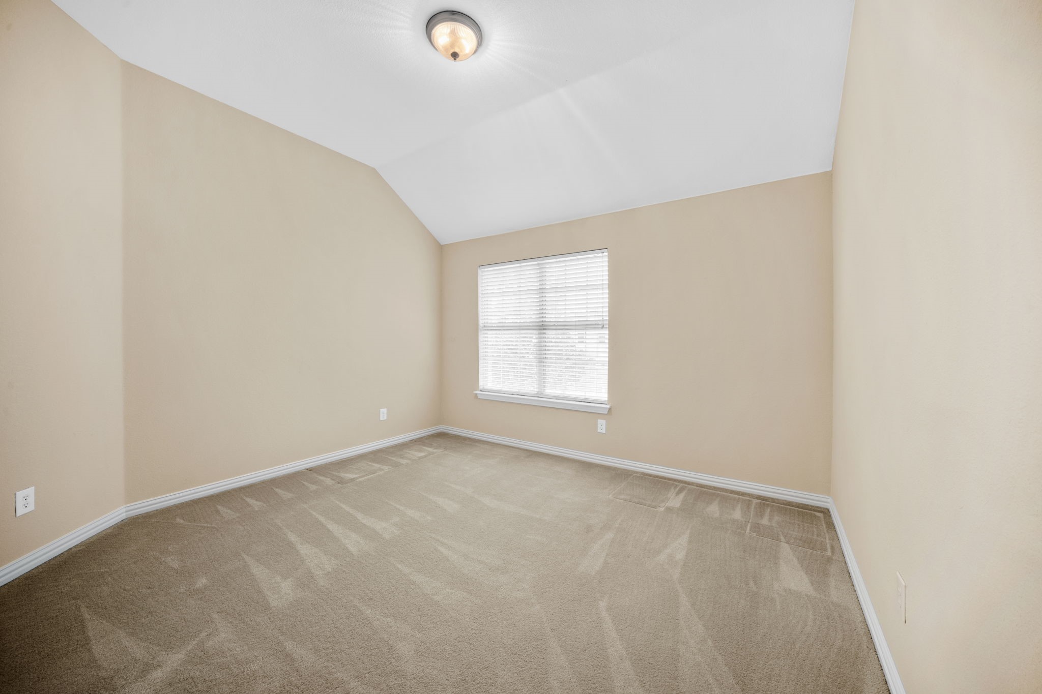 7215 Herboso Grand Prairie TX 75054