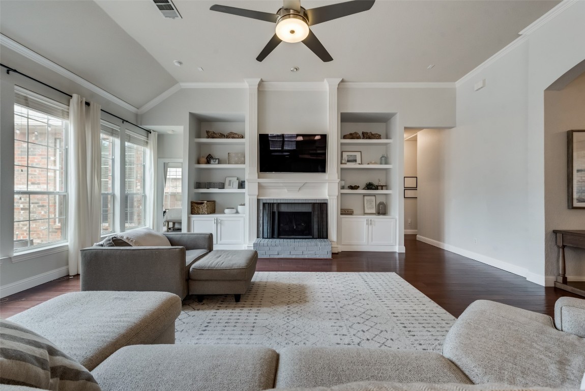 2186 Barret Drive Frisco TX 75033