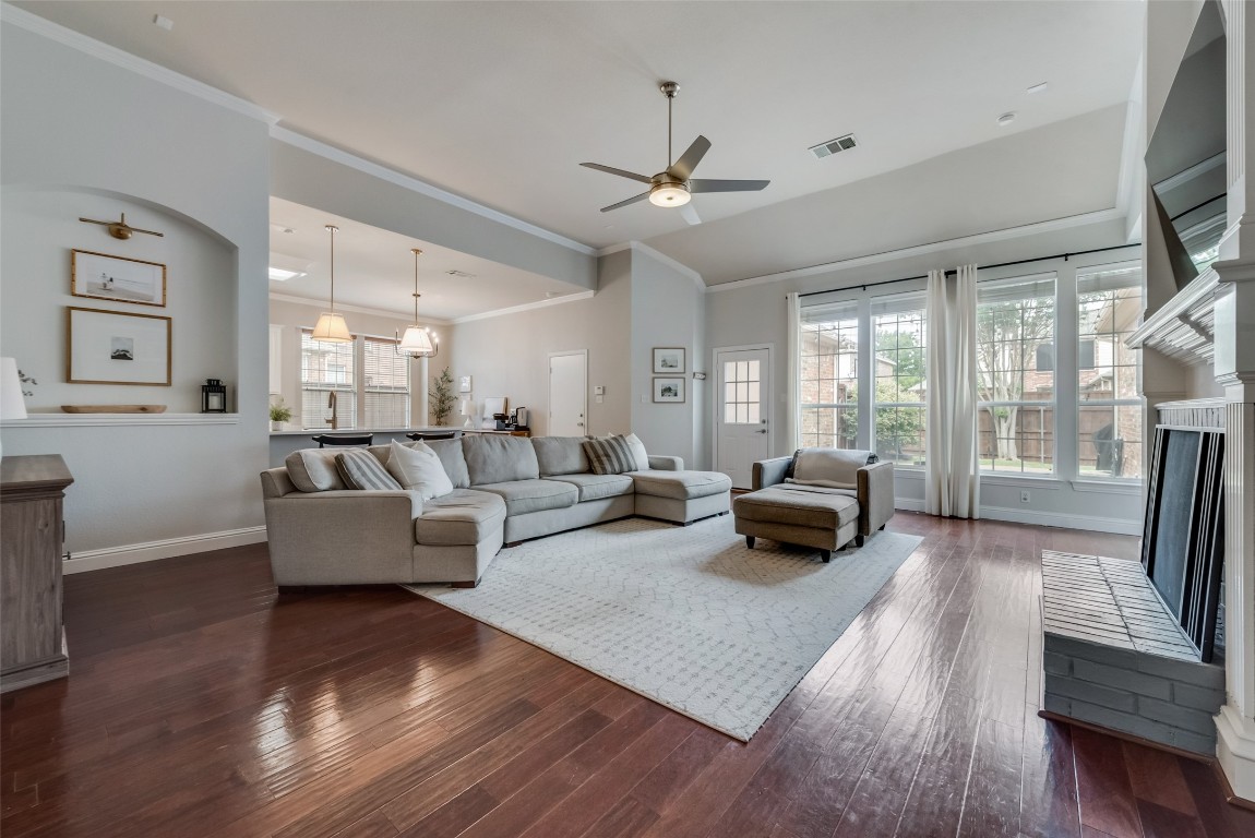 2186 Barret Drive Frisco TX 75033