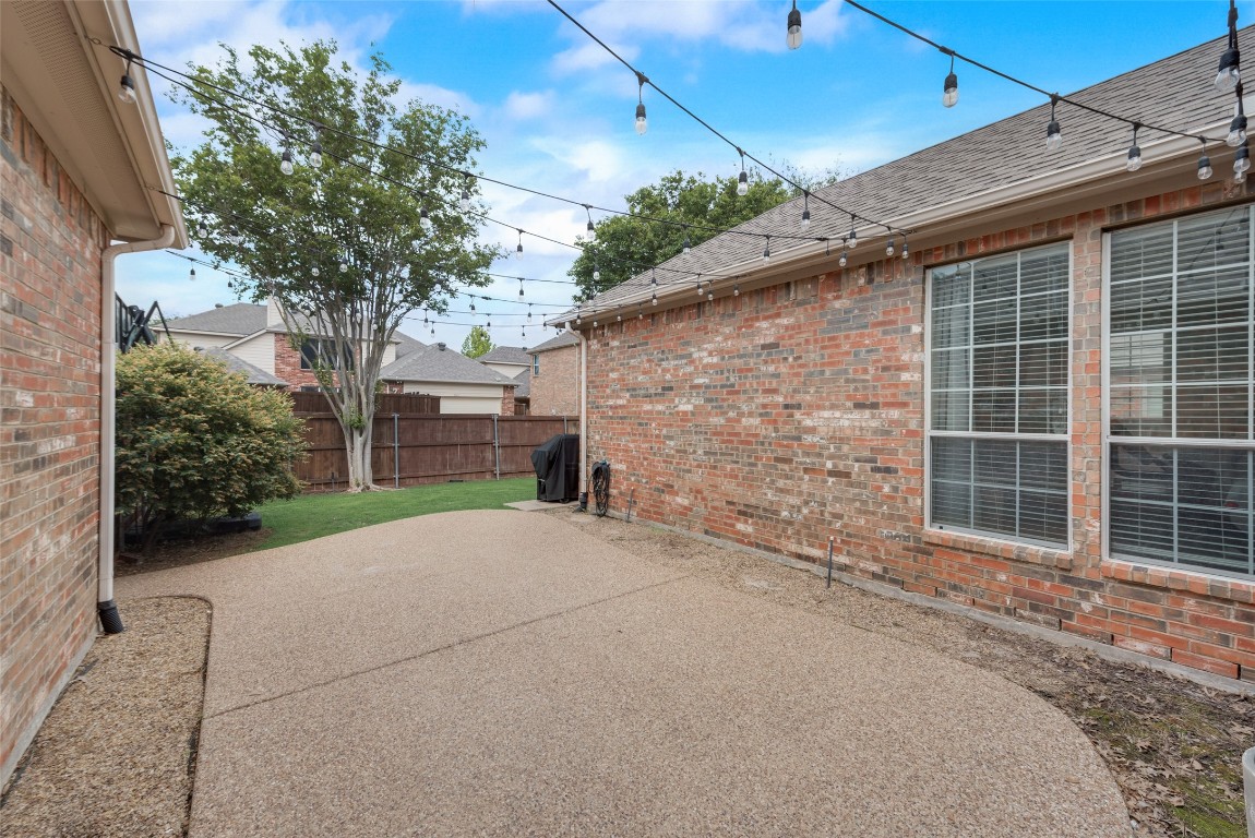 2186 Barret Drive Frisco TX 75033