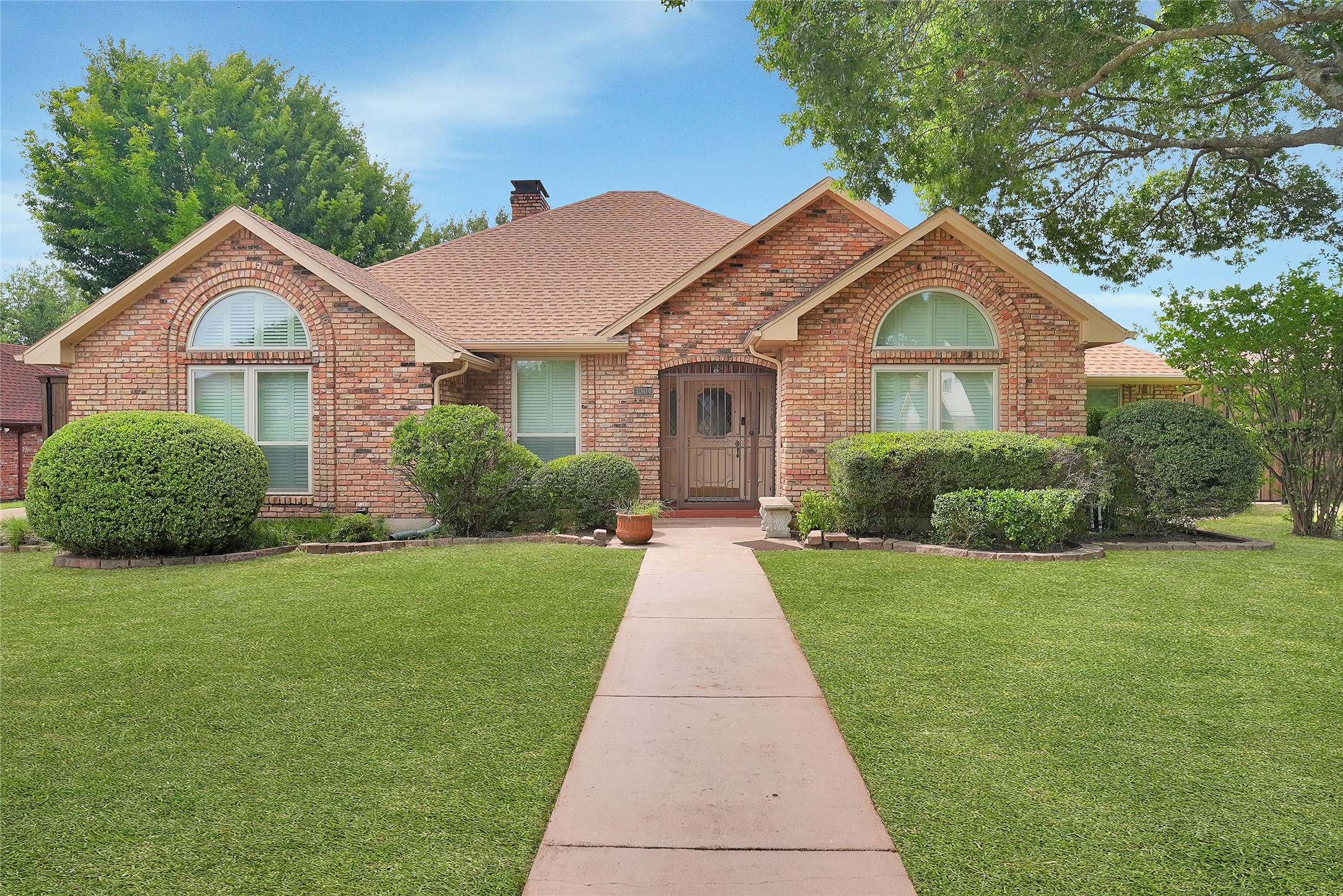 1304 Carriage Creek Drive Desoto TX 75115