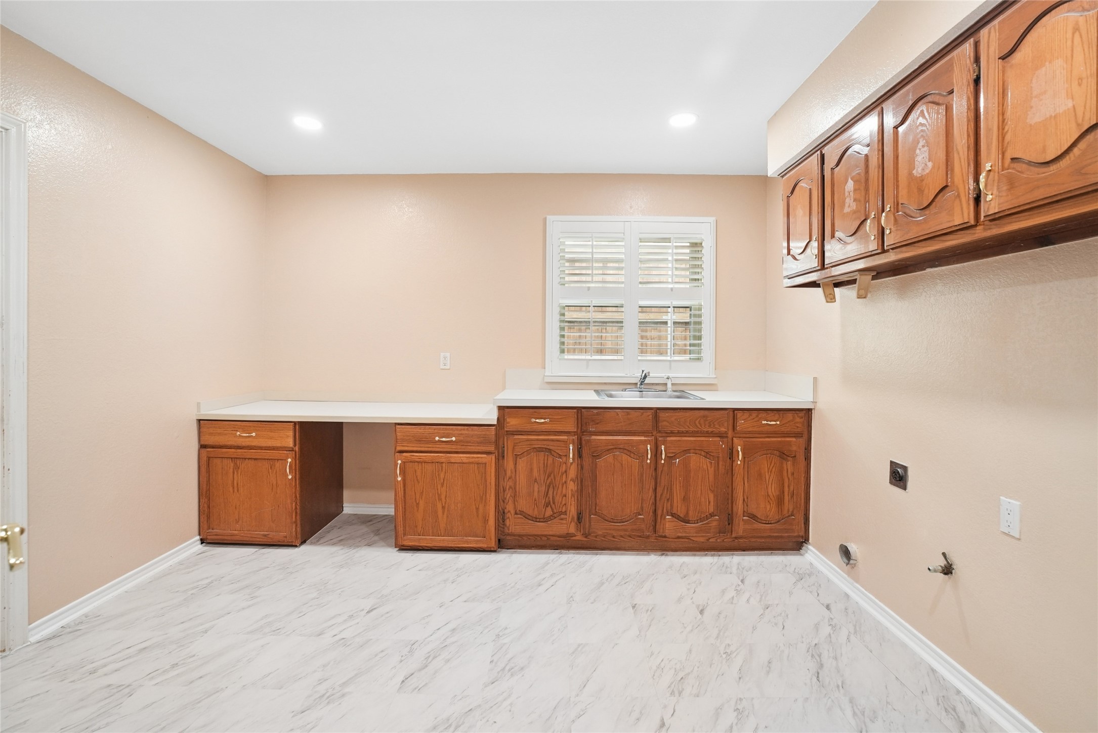 1304 Carriage Creek Drive Desoto TX 75115