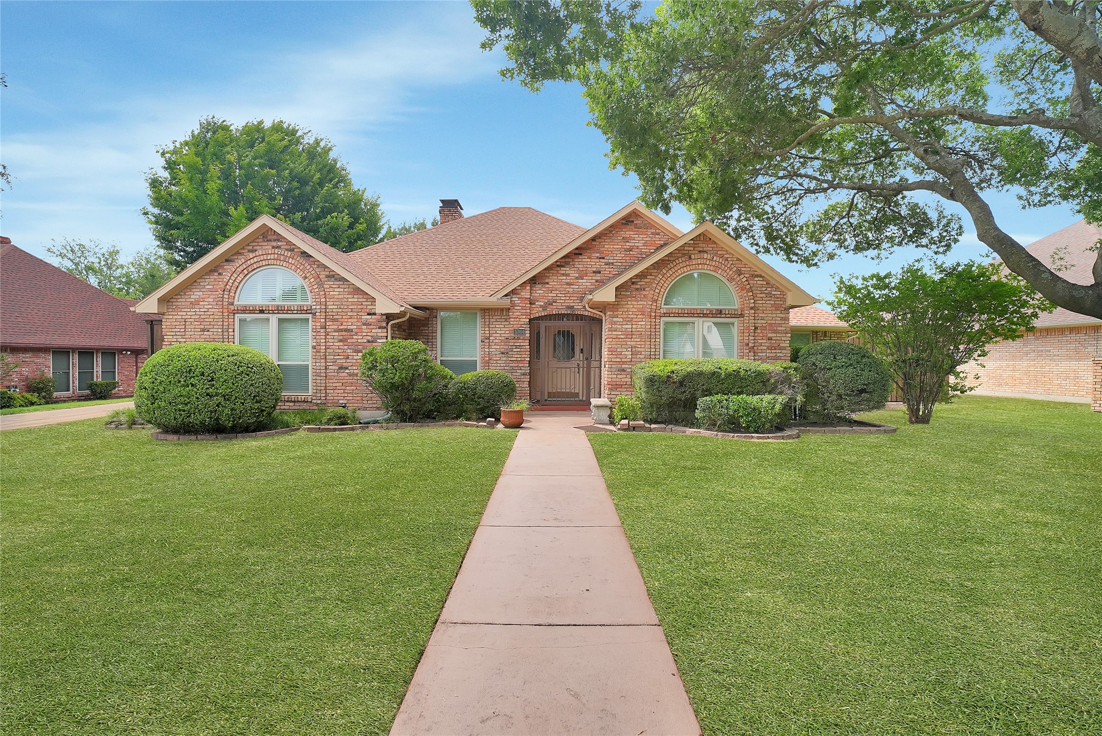 1304 Carriage Creek Drive Desoto TX 75115