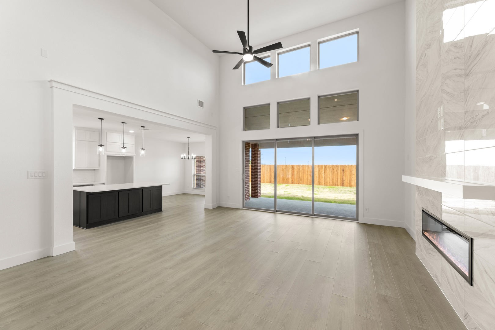 804 S Hidden Lakes Drive Desoto TX 75115