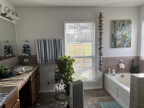 112 Oak Meadow Trail Spicewood TX 78669