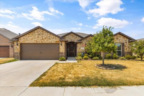 704 Canyon Lake Court Cleburne TX 76033