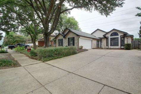 5103 Nocona Lane Arlington TX 76018