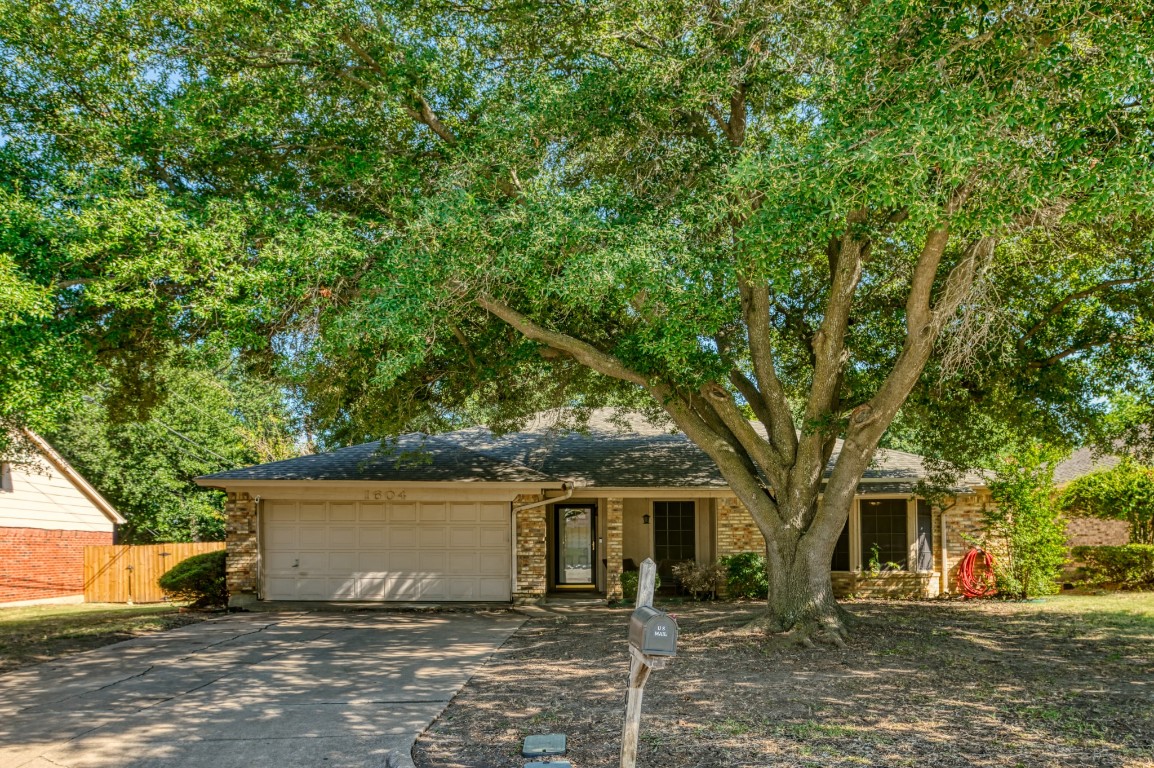 1604 Hastings Drive Mansfield TX 76063