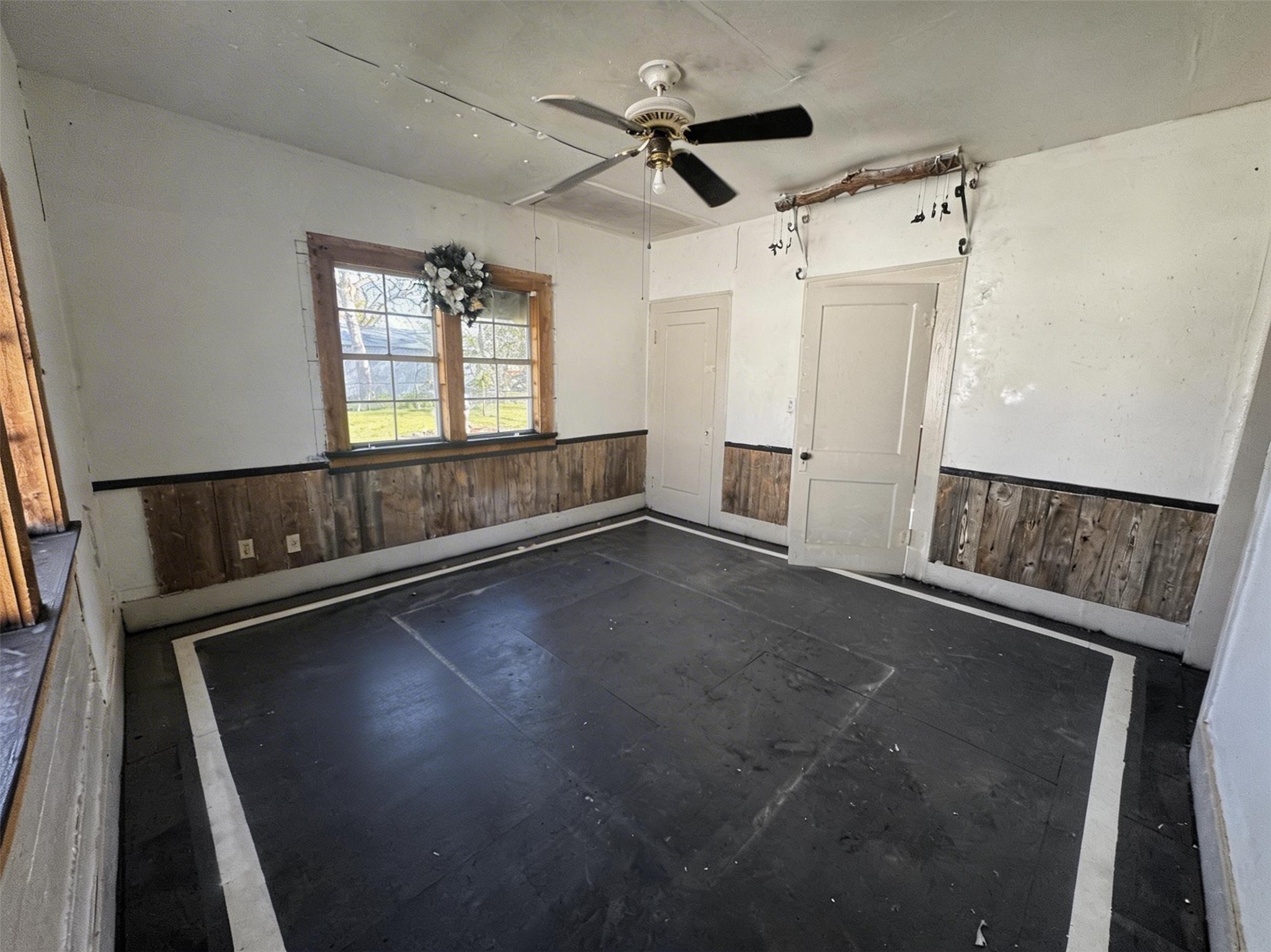 809 E Palestine Street Mexia TX 76667