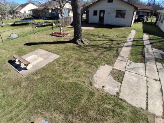 809 E Palestine Street Mexia TX 76667