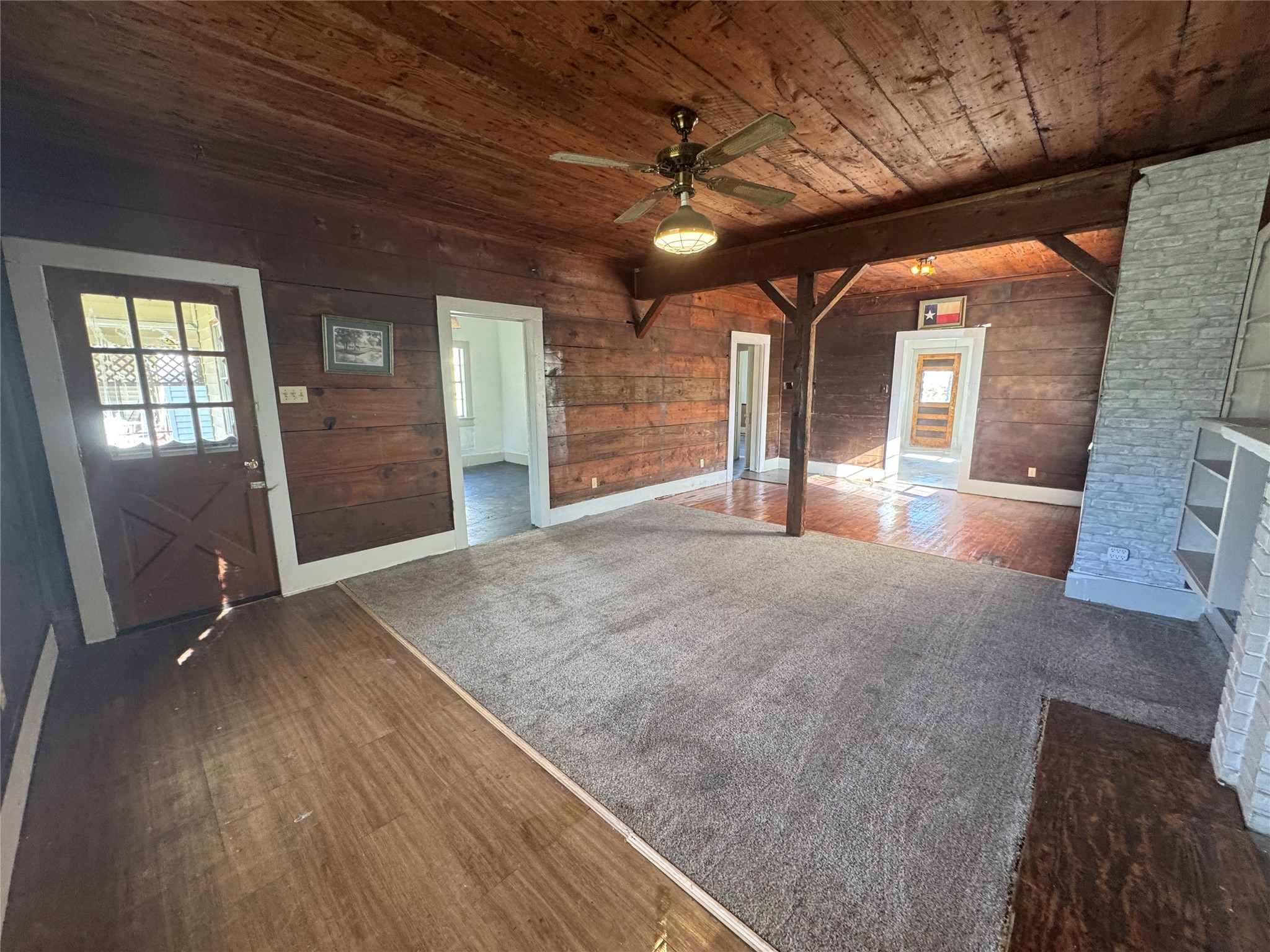 809 E Palestine Street Mexia TX 76667