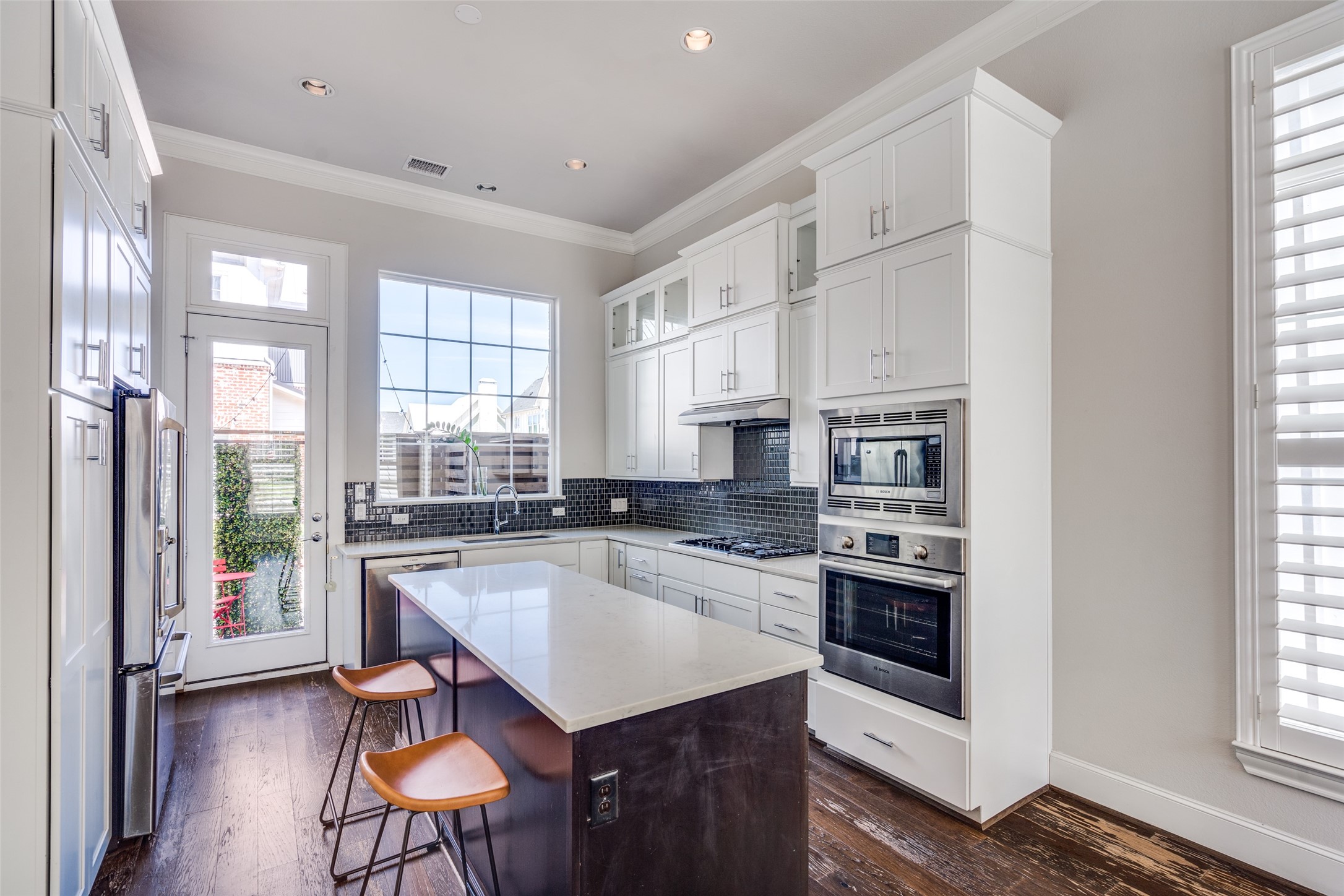 1729 G Avenue Plano TX 75074
