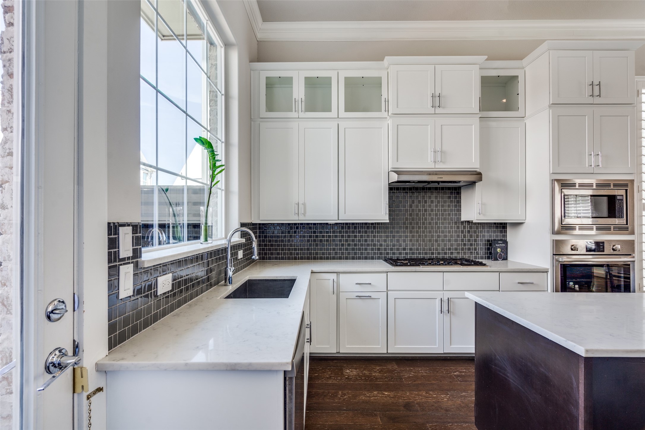 1729 G Avenue Plano TX 75074