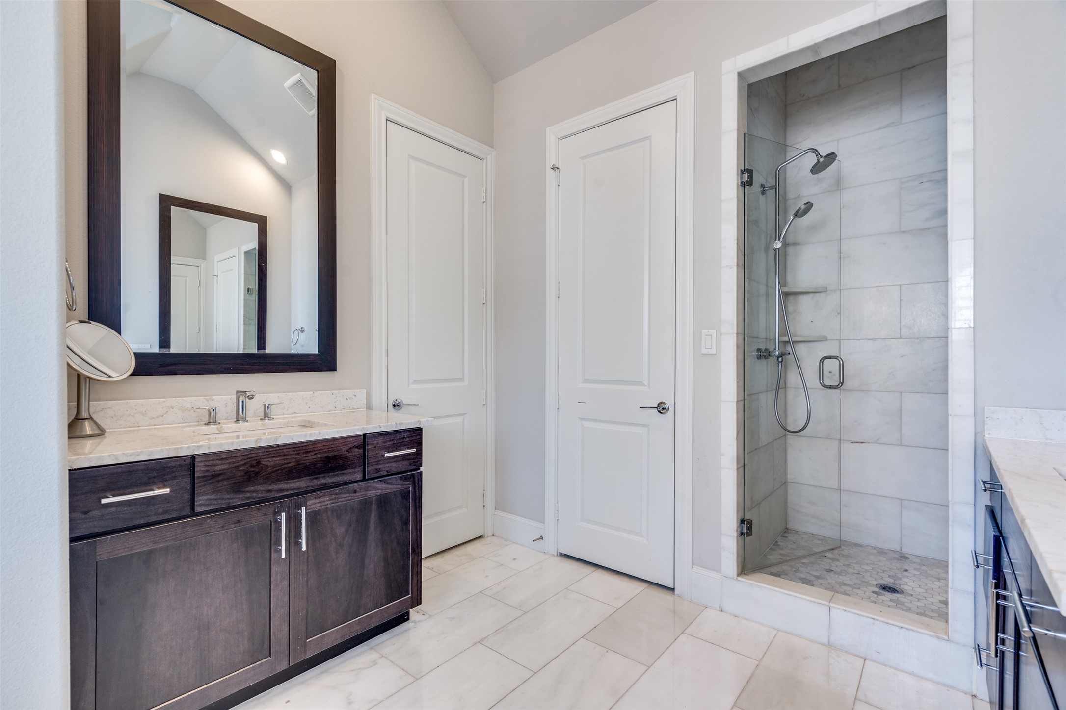 1729 G Avenue Plano TX 75074