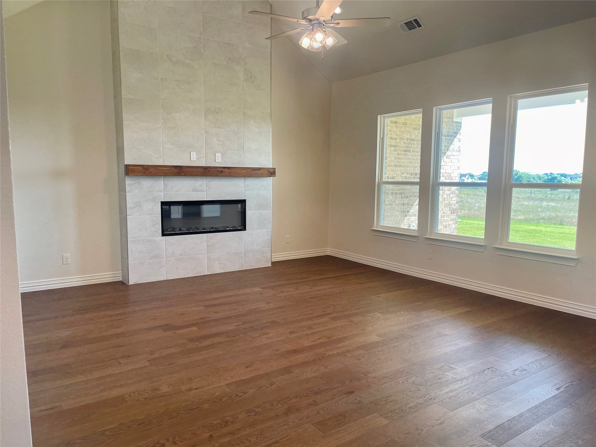 221 Marie Lane Waxahachie TX 75167