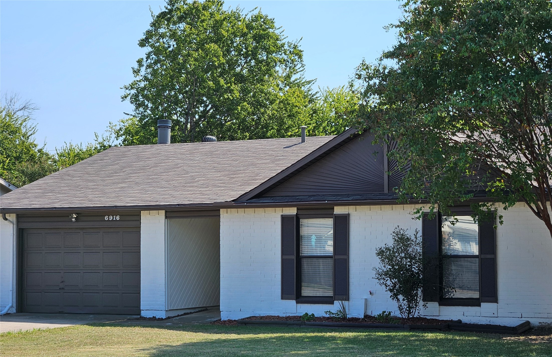 6916 Chapman Drive North Richland Hills TX 76182