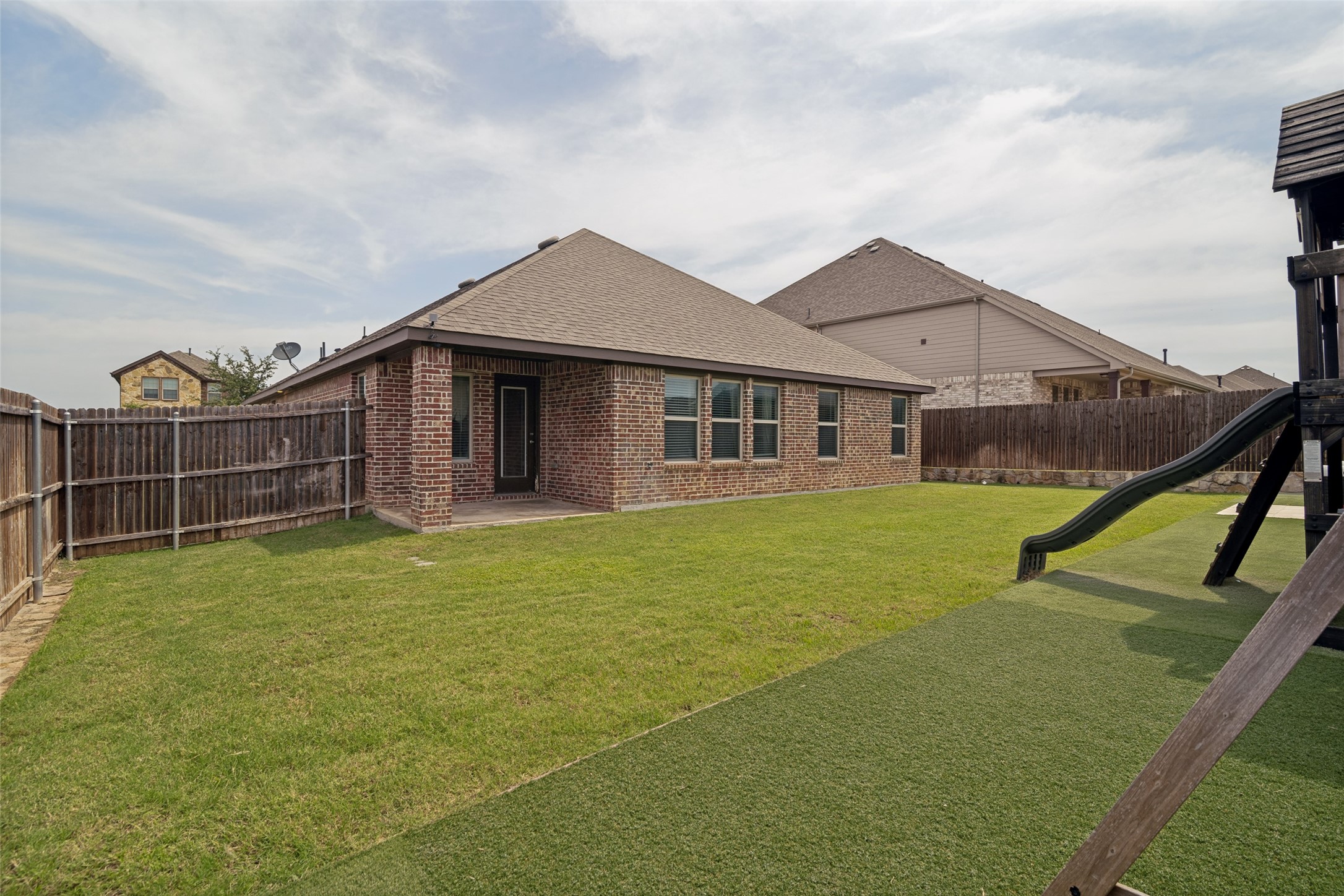 437 Forestridge Drive Fate TX 75087