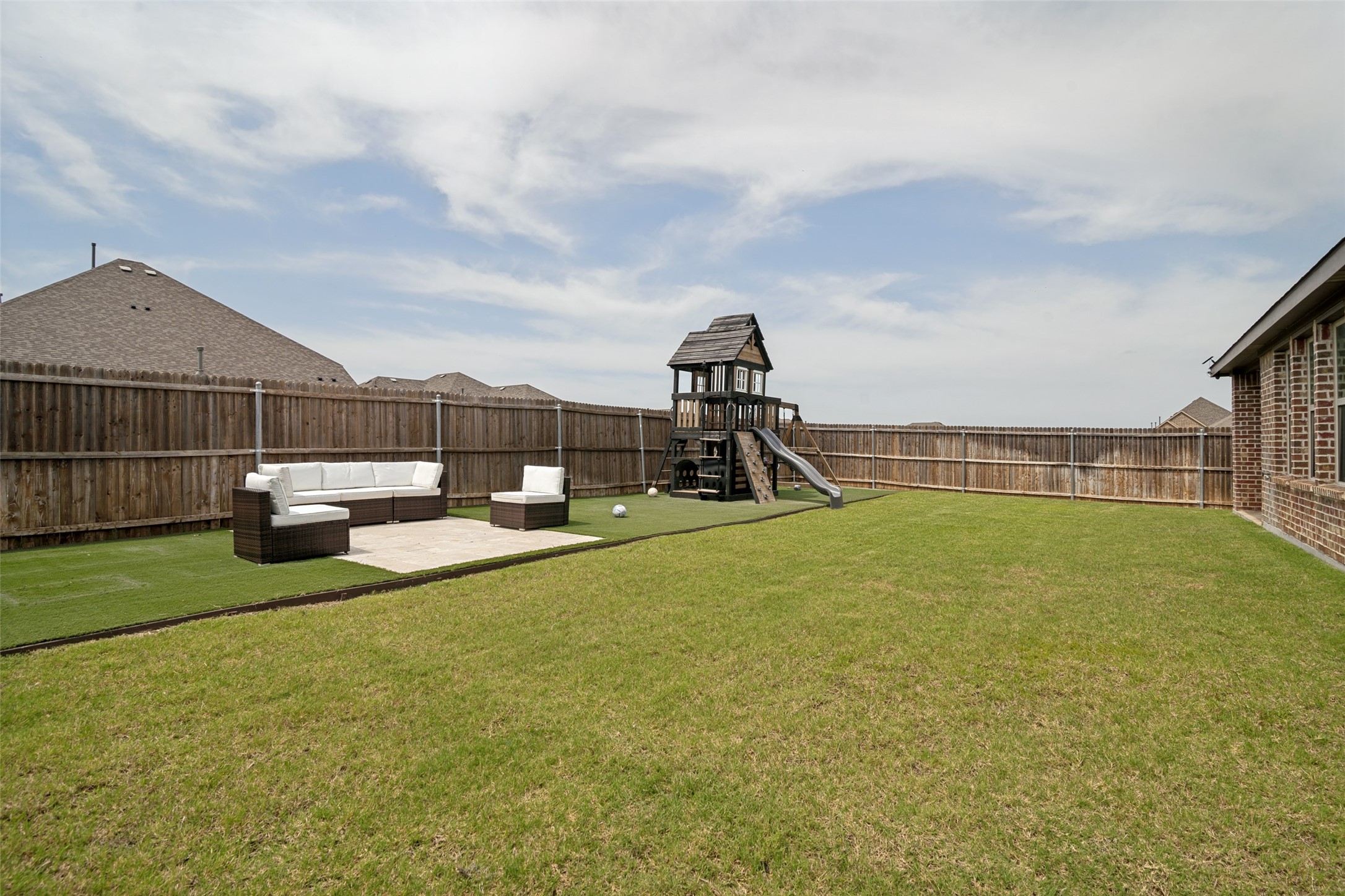 437 Forestridge Drive Fate TX 75087