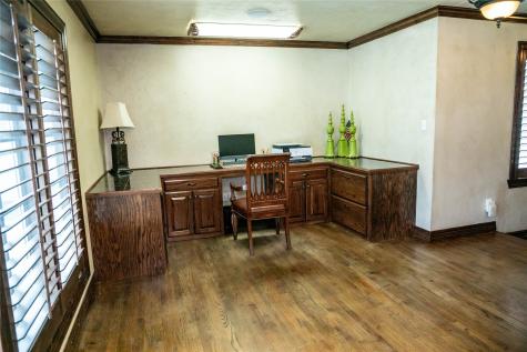 917 East Street Graham TX 76450