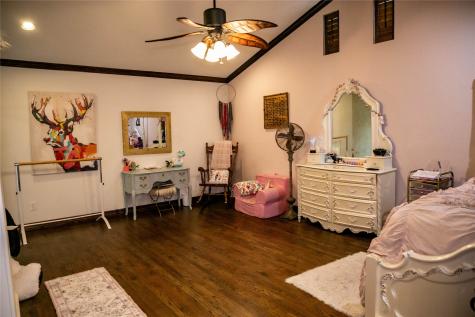 917 East Street Graham TX 76450