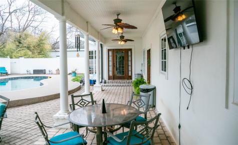 917 East Street Graham TX 76450