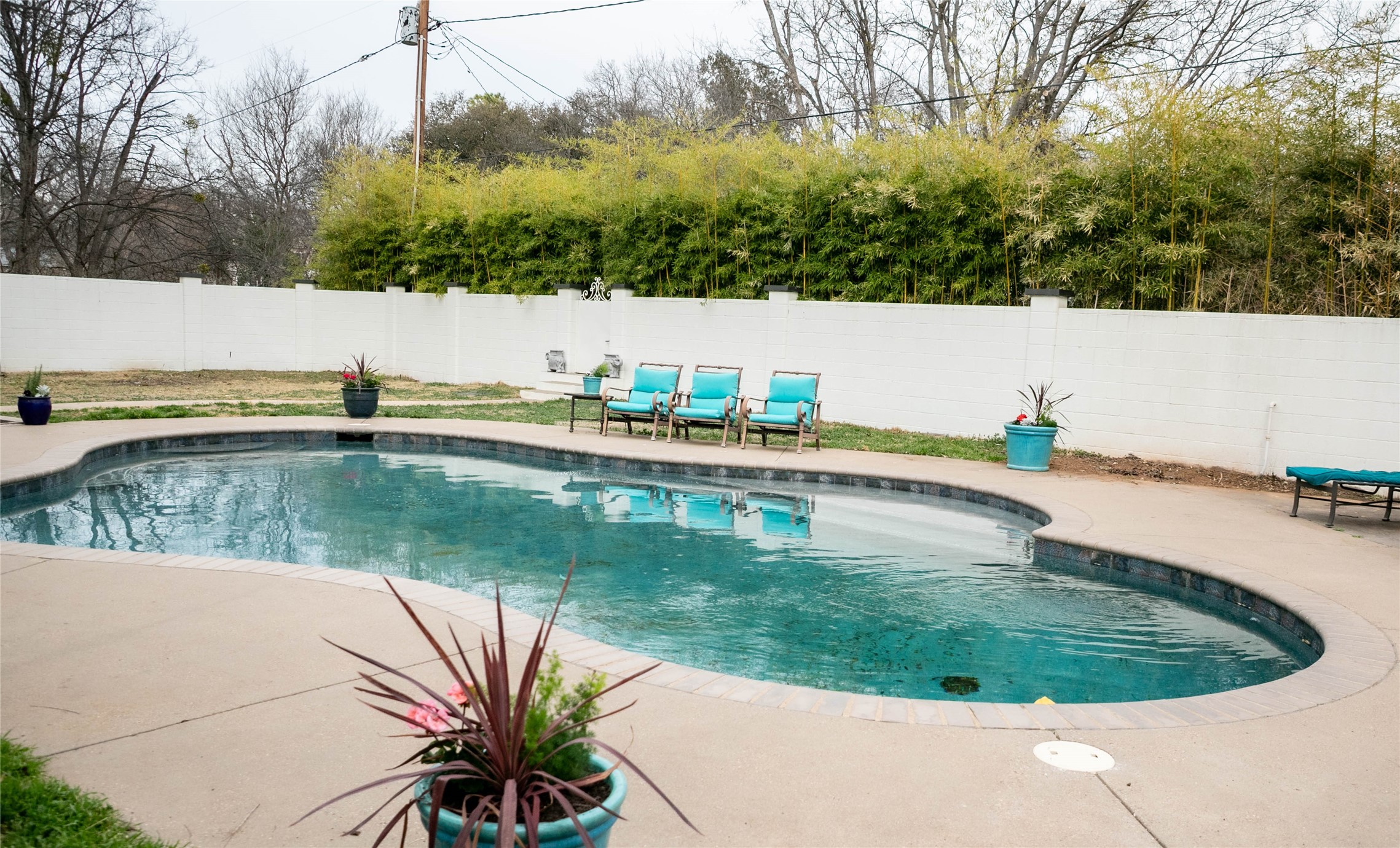 917 East Street Graham TX 76450