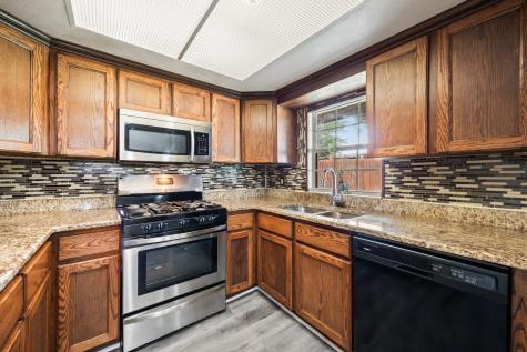 109 Ridgeway Circle Lewisville TX 75067