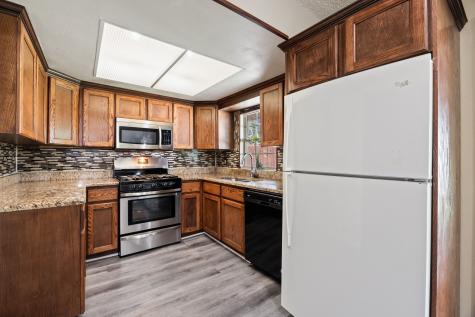 109 Ridgeway Circle Lewisville TX 75067