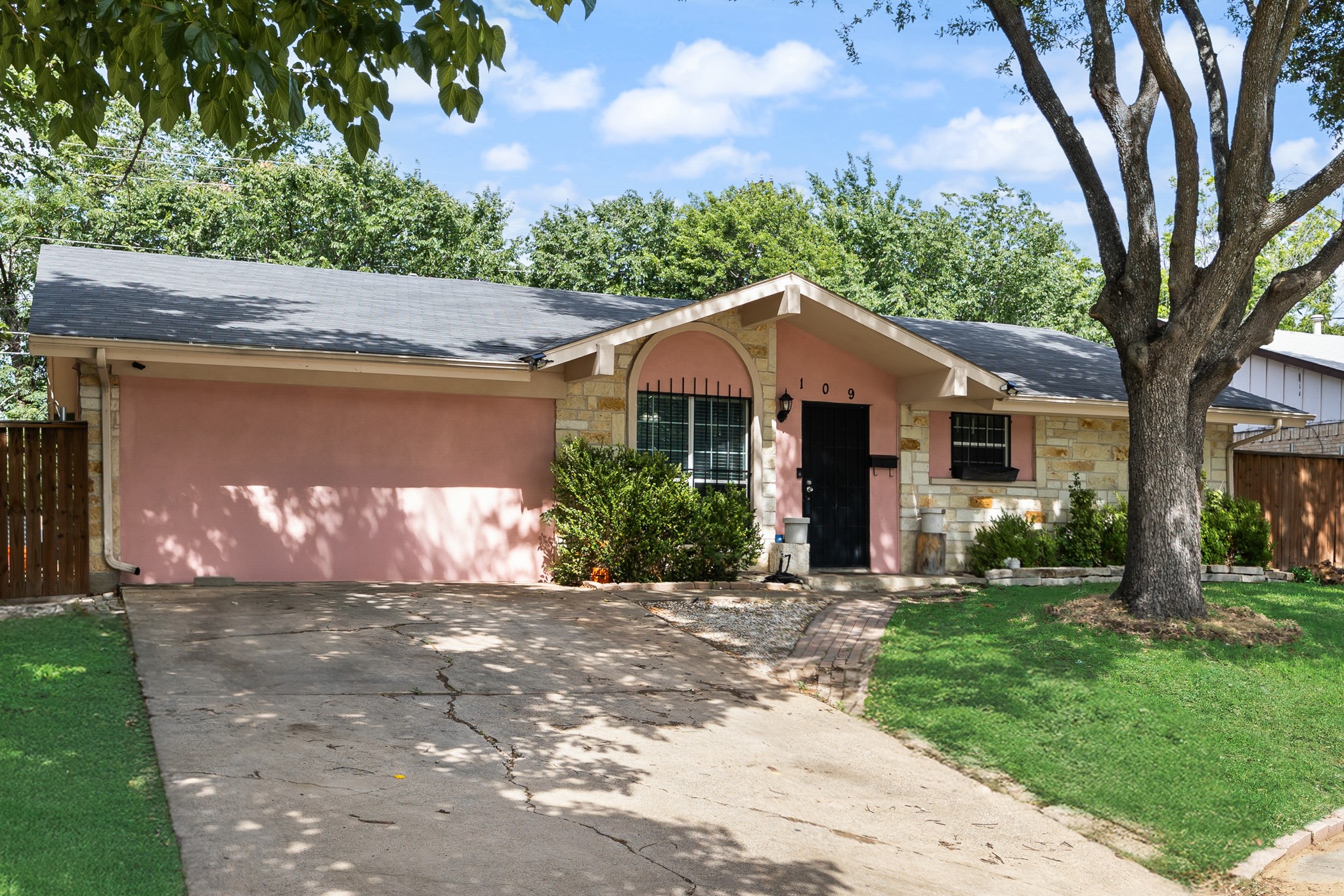 109 Ridgeway Circle Lewisville TX 75067