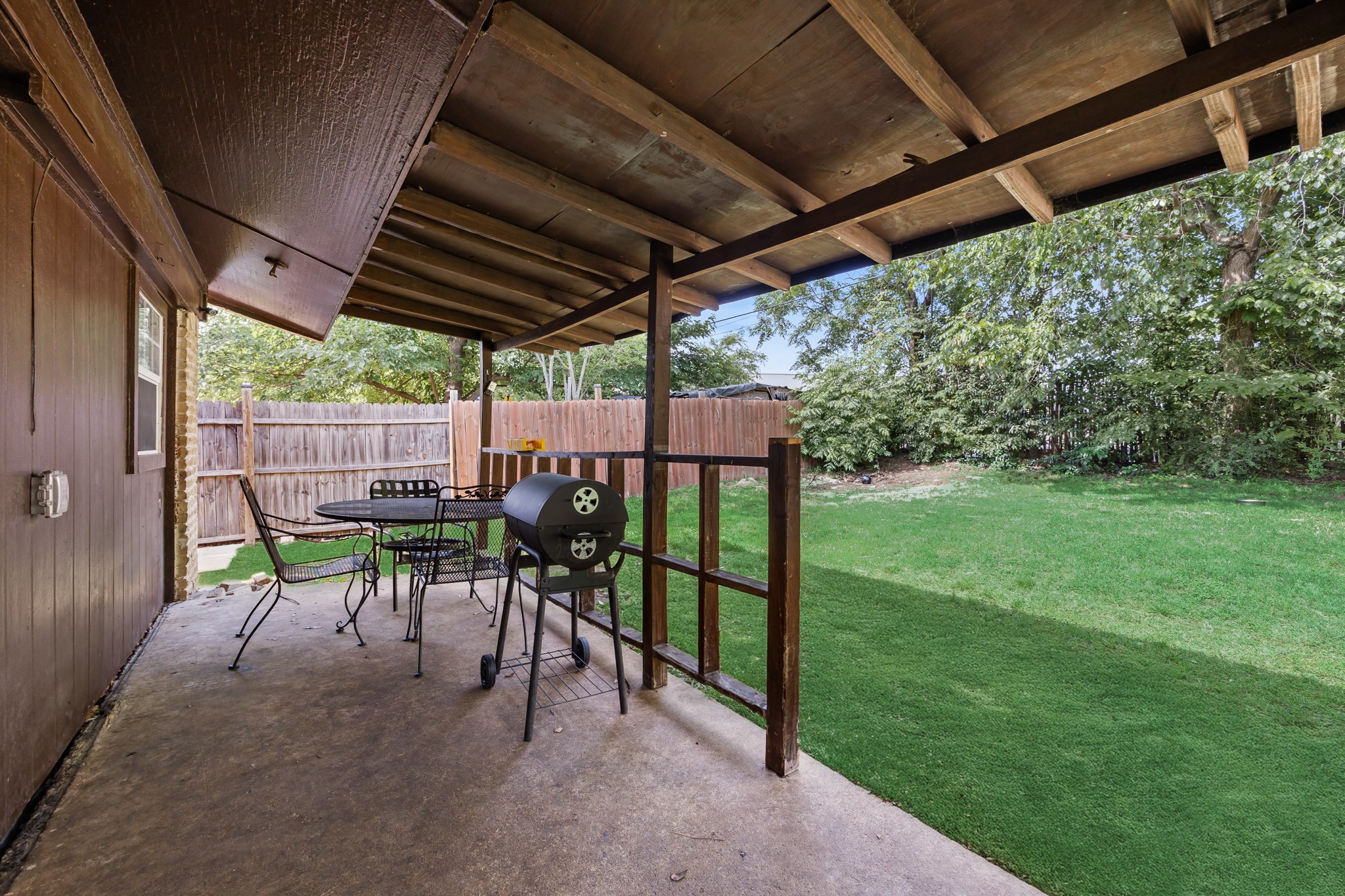 109 Ridgeway Circle Lewisville TX 75067