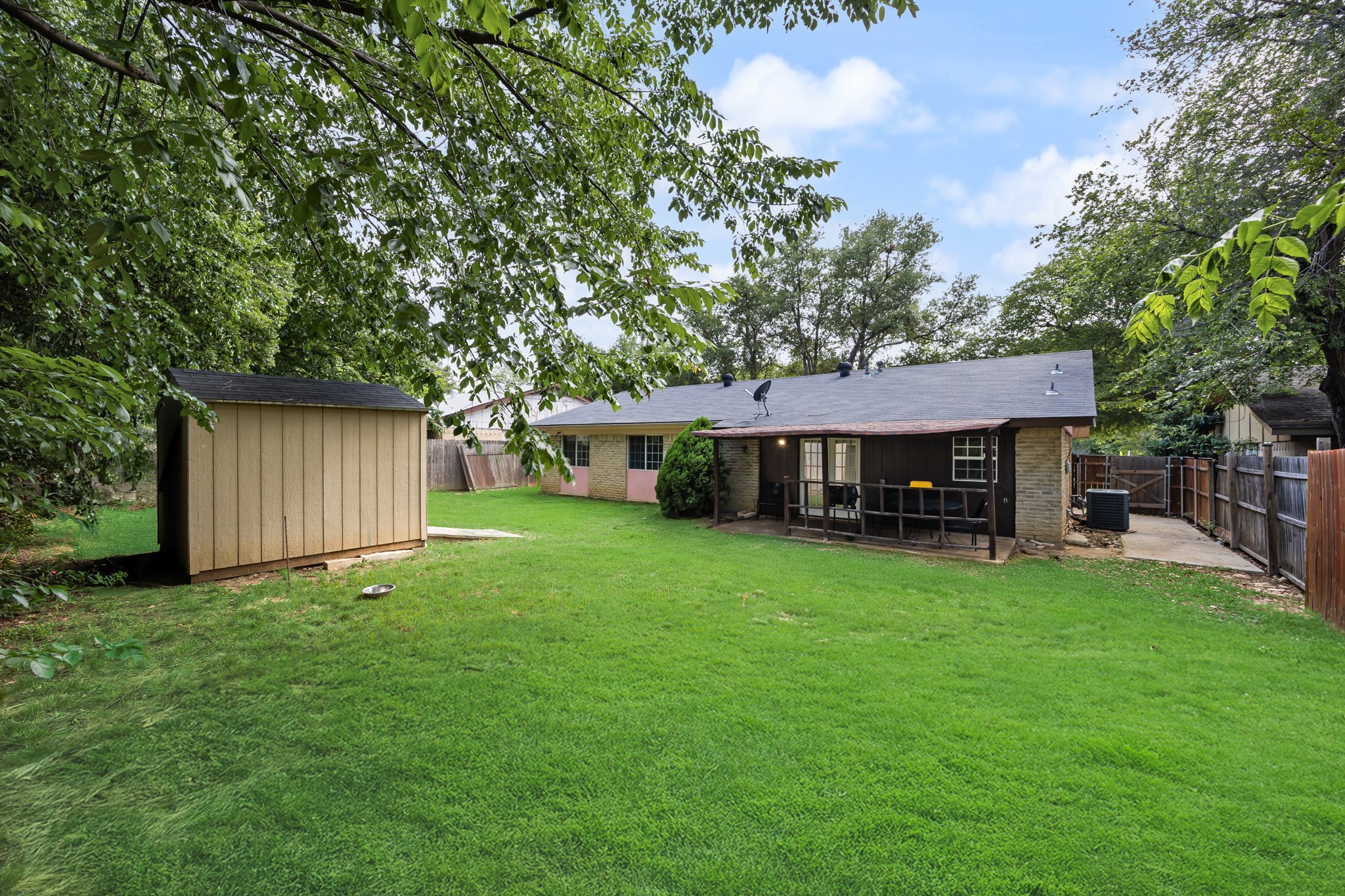 109 Ridgeway Circle Lewisville TX 75067