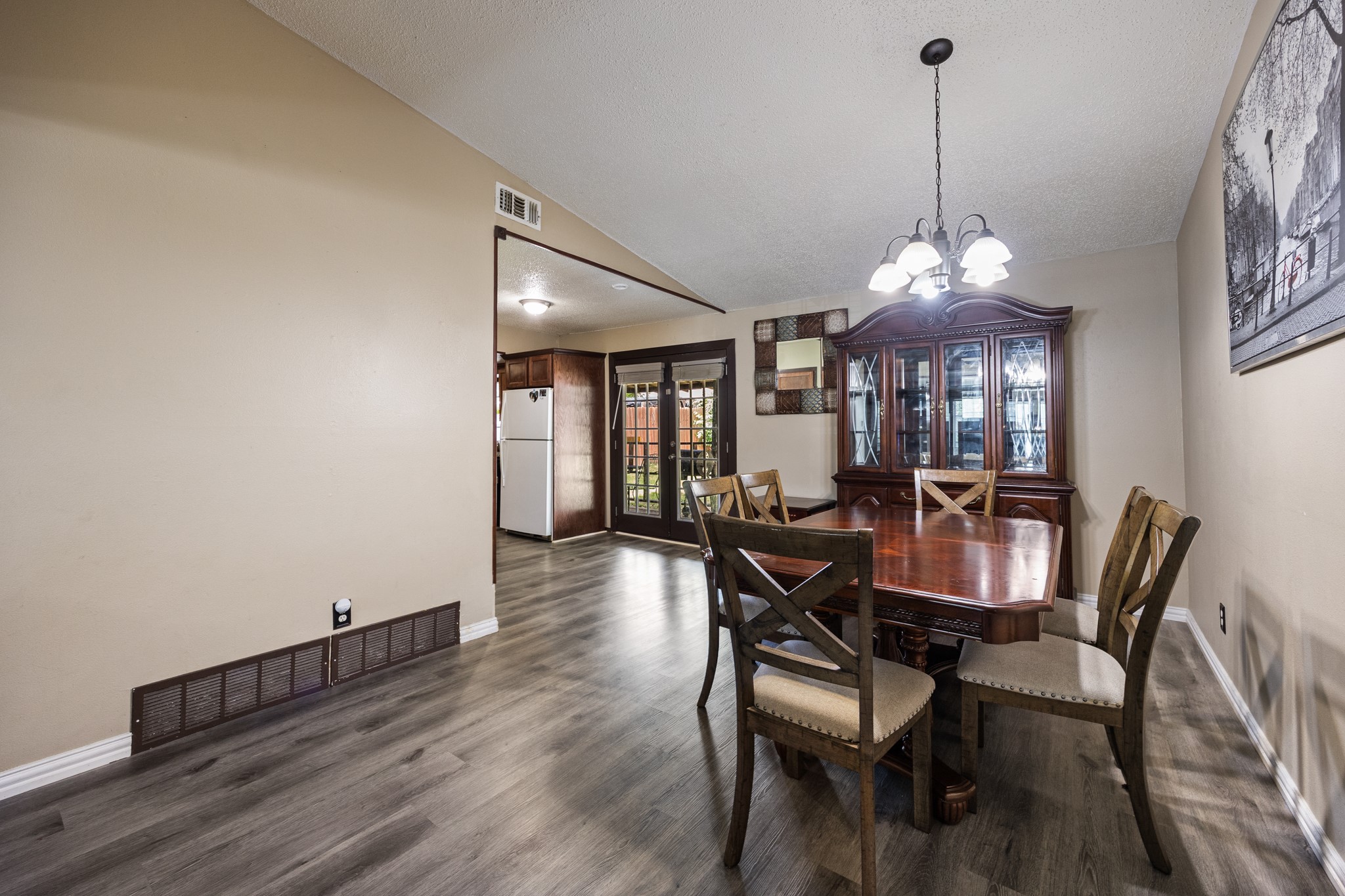 109 Ridgeway Circle Lewisville TX 75067
