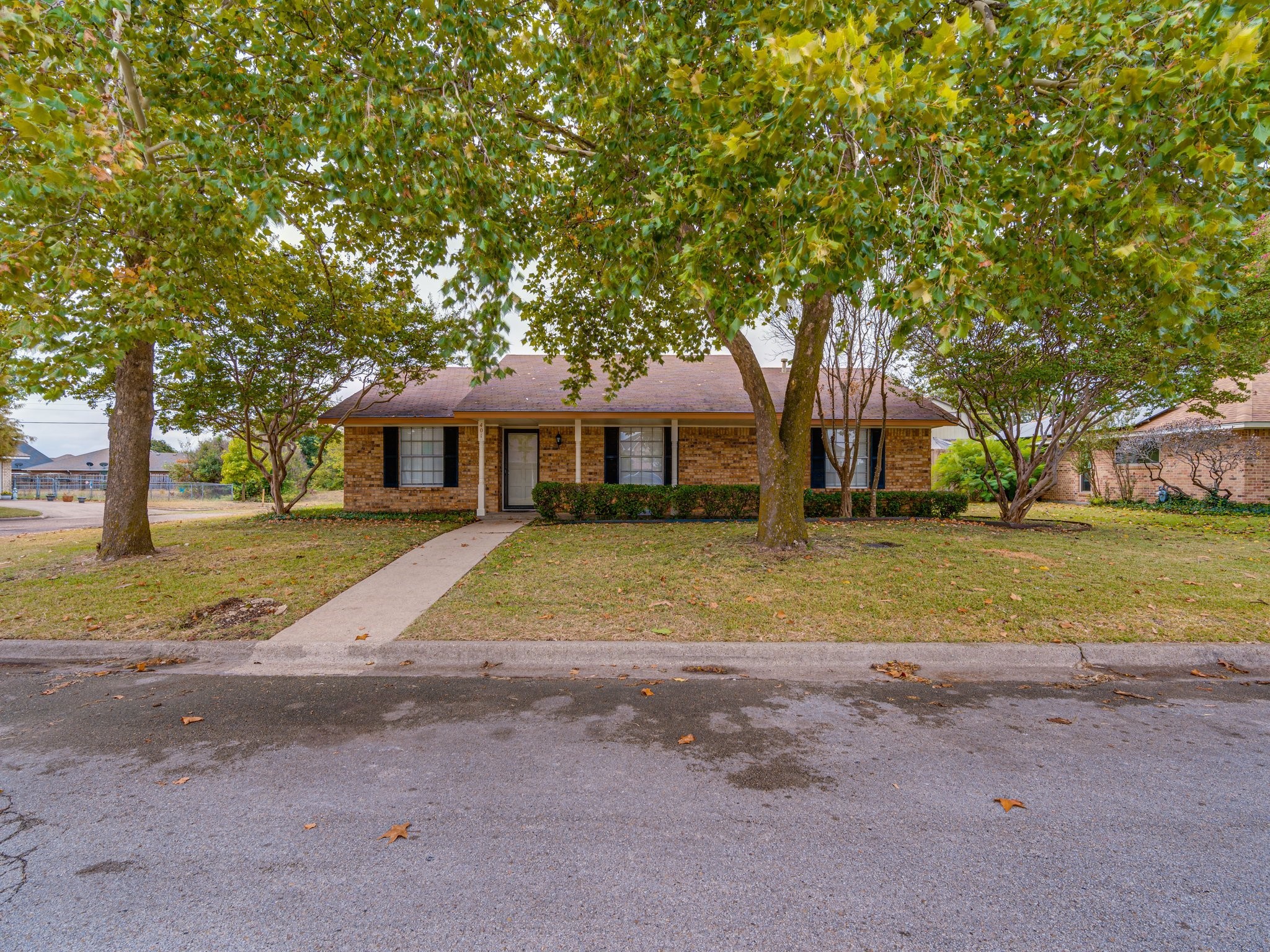 401 Johnston Boulevard Waxahachie TX 75165