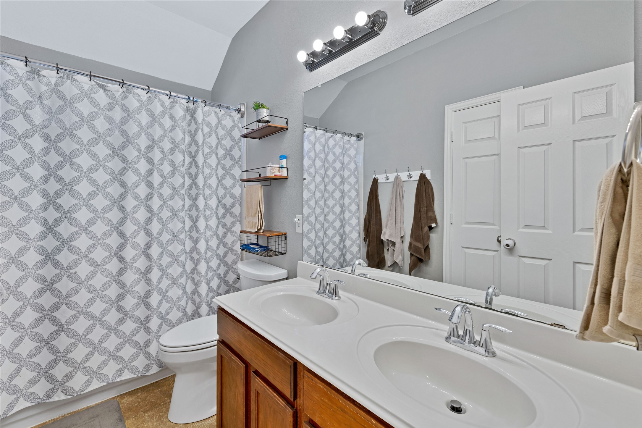 8124 Hickory Upland Drive Fort Worth TX 76131