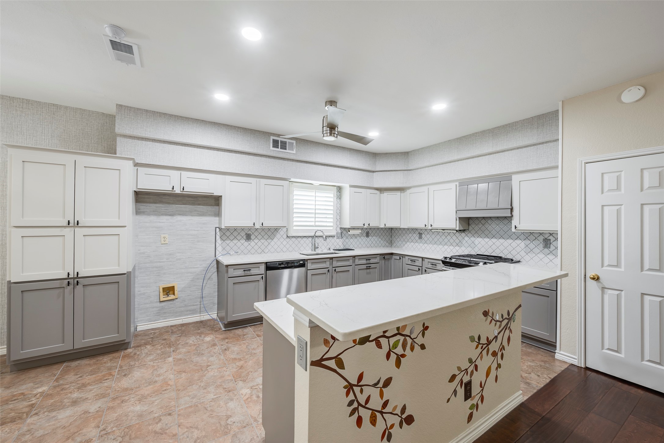 7600 Greengage Drive Fort Worth TX 76133