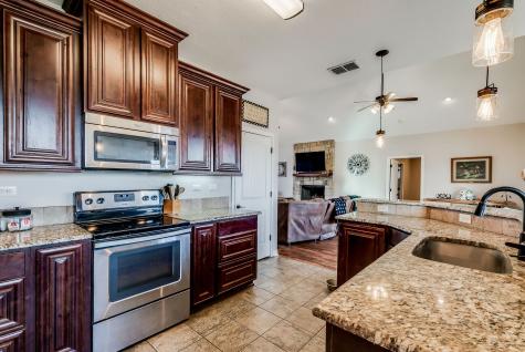 2090 River Front Court Stephenville TX 76401
