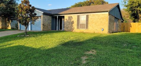 1521 Warren Lane Fort Worth TX 76112