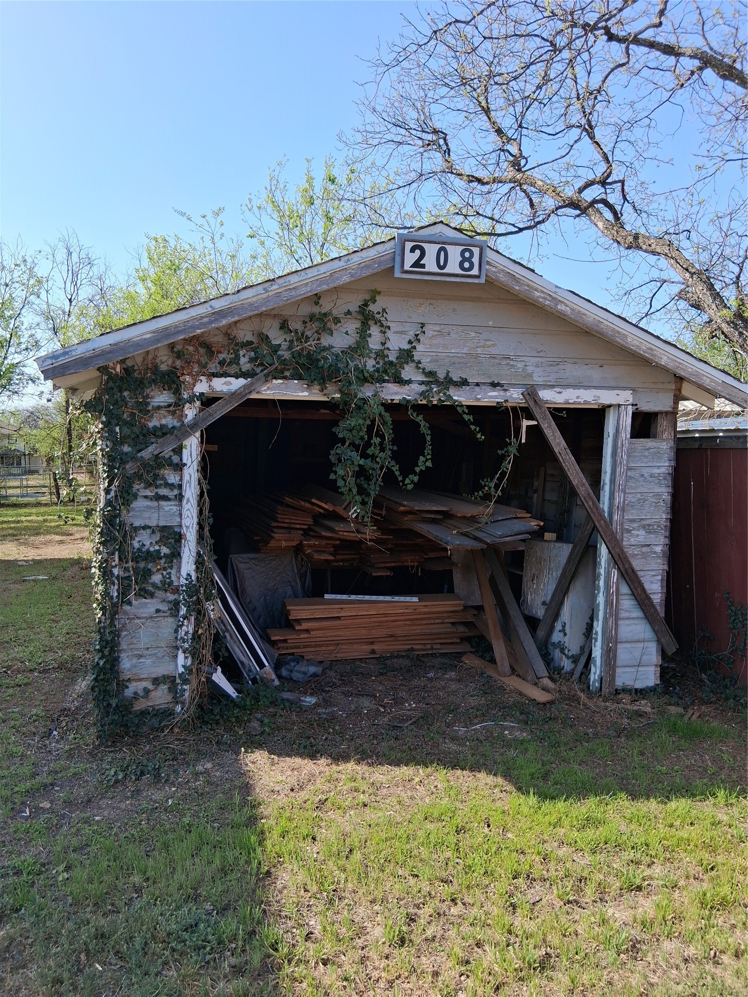208 E 4th Street Coleman TX 76834