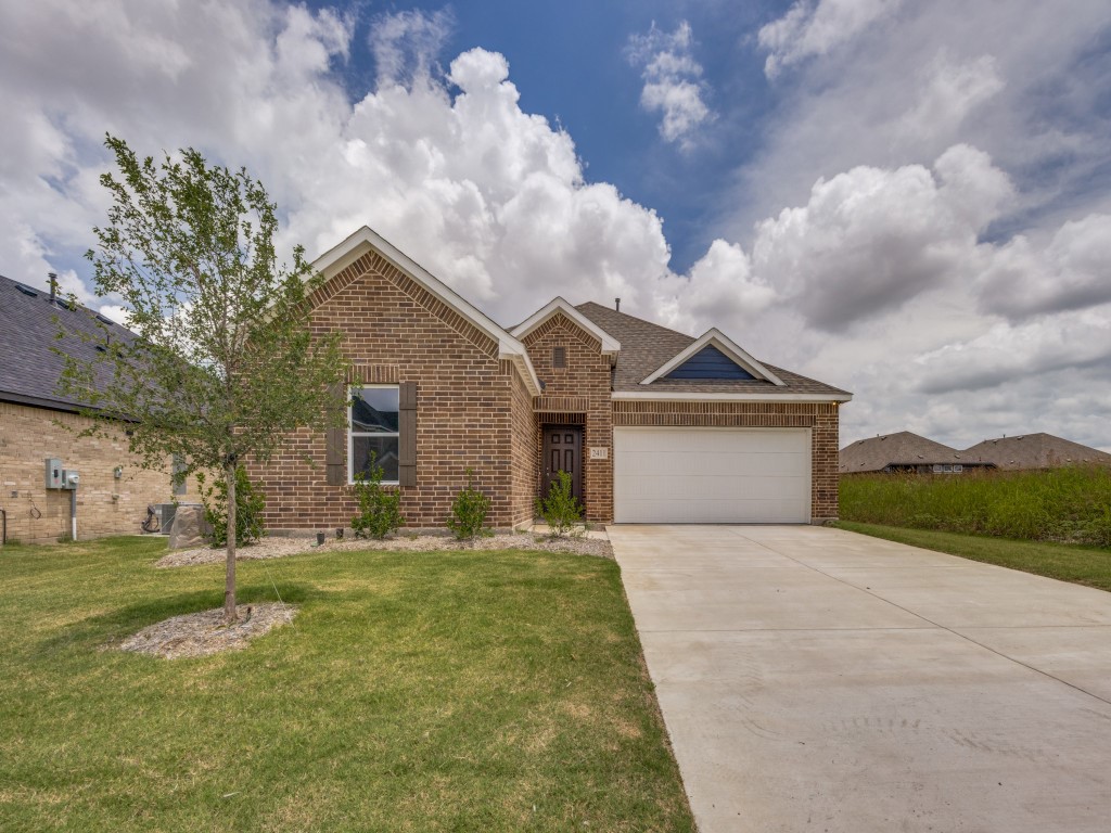 2411 Stonebriar Lane Sherman TX 75092