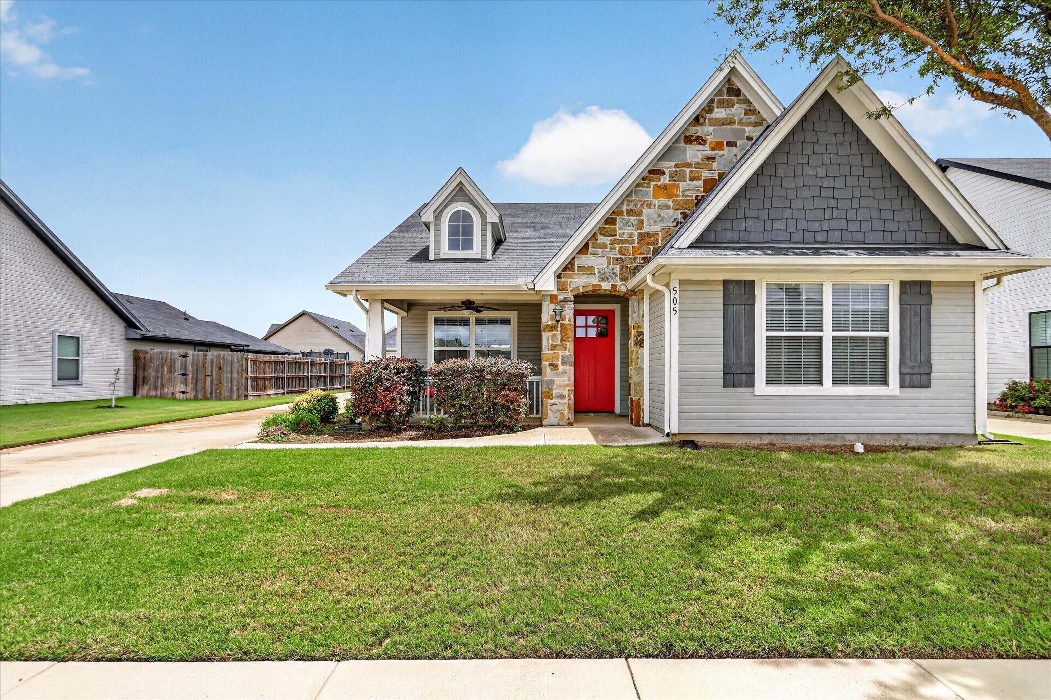 505 Heritage Trail Burleson TX 76028